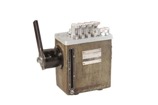 Vögele B-Öler Vögele B-Öler mit 4 Schmierstellen und Schwinghebelantrieb